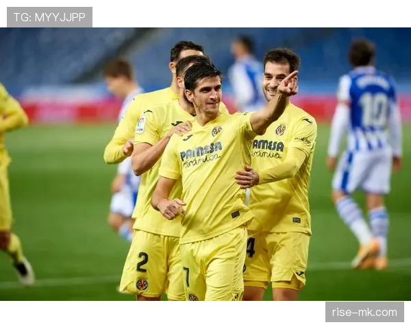 瓦伦西亚财政危机持续显现,长期影响球队竞争力与转会策略 瓦伦西亚财政危机持续显现,长期影响球队竞争力与转会策略